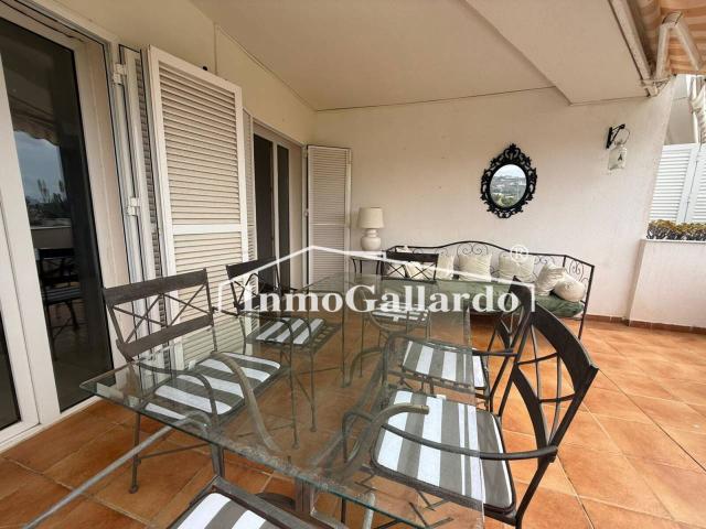 Chalet Adosado con ascensor
