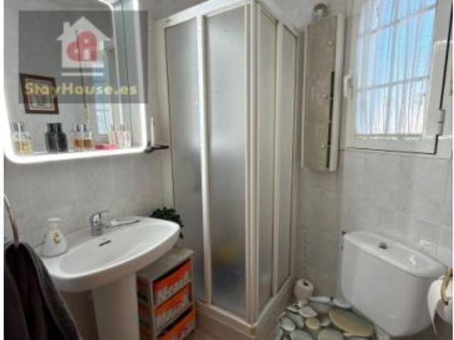 Chalet adosado de 4 habitaciones con piscina climatizada en zona La