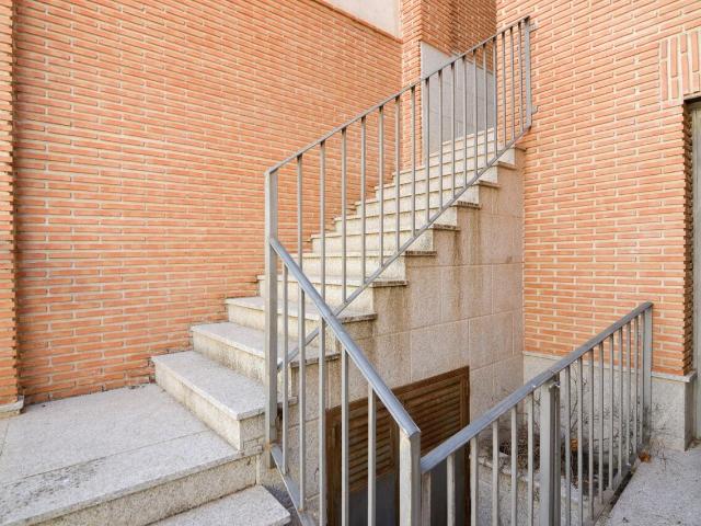 Chalet adosado en venta, Valmojado, Toledo