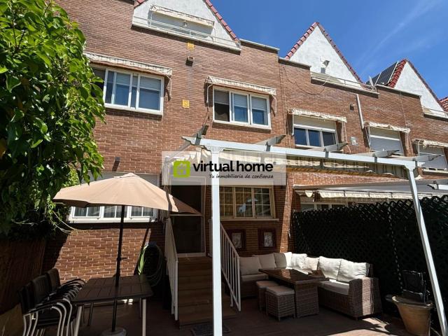 Chalet adosado en venta en Zona Estación