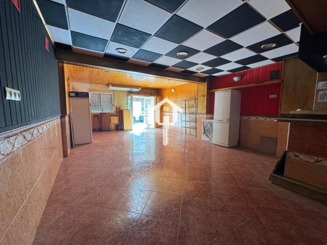 CHALET ADOSADO EN VENTA EN ALICANTE, 281 m2, 4 HABITACIONES, TRES PLANTAS, 3 BAÑOS, EN LOS ÁNGELES