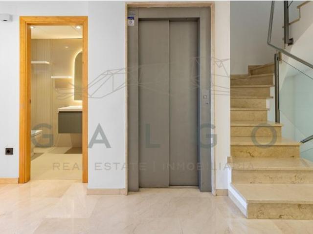 Chalet adosado en venta en Beniferri