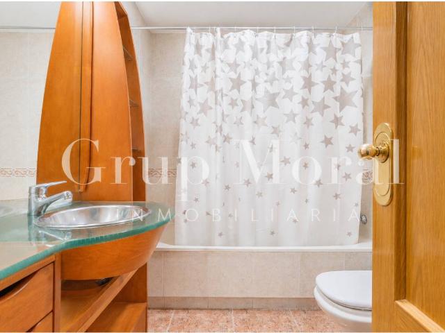 Chalet adosado en venta en Calle de Domènech Soberano