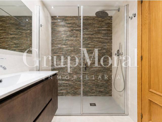 Chalet adosado en venta en Calle de Domènech Soberano