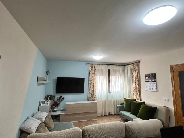 Chalet adosado en venta, Los Huertos, Segovia