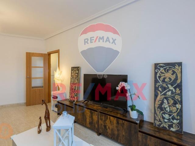 Chalet adosado en venta, Mucientes, Valladolid