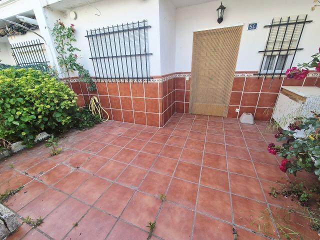 Chalet adosado en venta, Navaluenga, Ávila