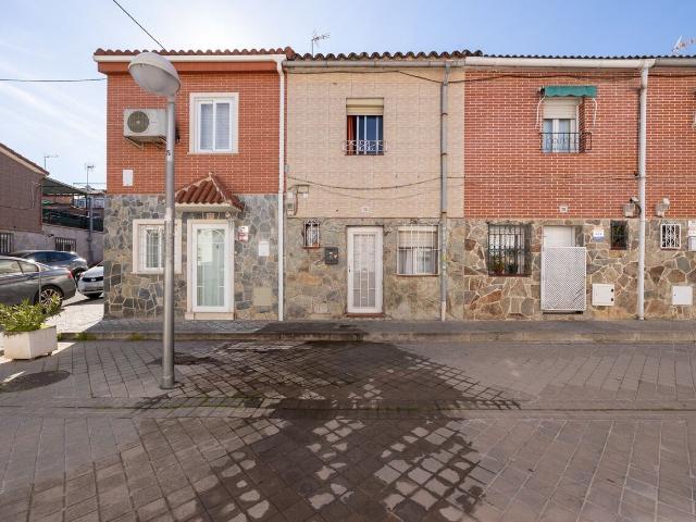 Chalet adosado en venta, San Blas Canillejas Simancas, Madrid