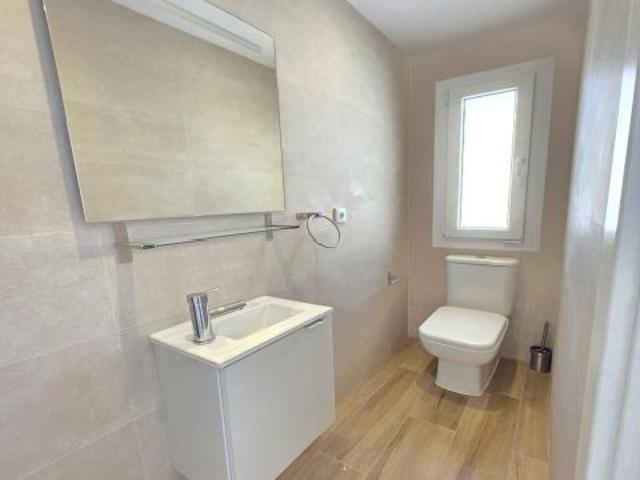 CHALET ADOSADO EN ZONA RECINTO FERIAL FUENGIROLA
