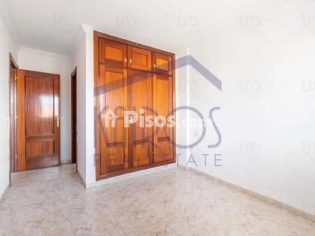 Chalet adosado en alquiler en Calle de Tomás Cruz, 4