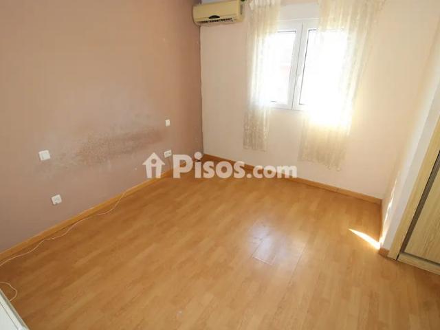 Chalet adosado en alquiler en Calle de Ávila, cerca de Calle Segovia