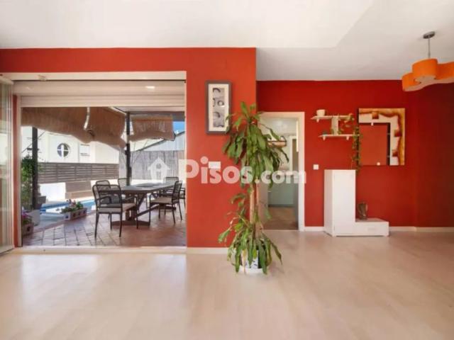 Chalet adosado en alquiler en Calle de la Goleta, 26