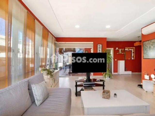 Chalet adosado en alquiler en Calle de la Goleta, 26