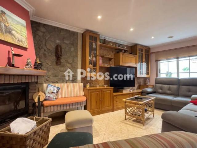 Chalet adosado en alquiler en Calle de Severino Cobas, cerca de Calle de Coutada Nova