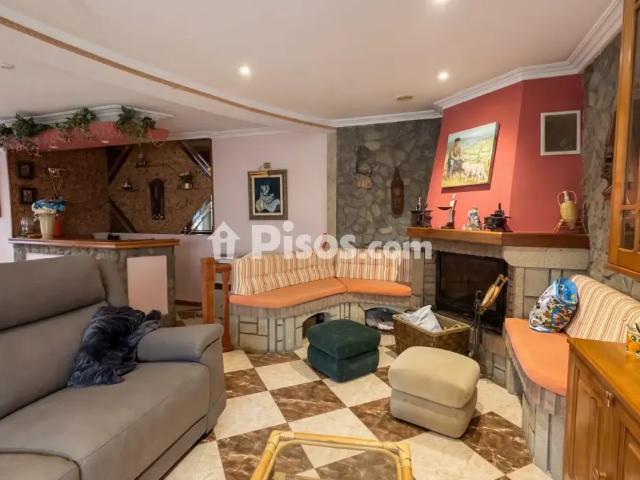 Chalet adosado en alquiler en Calle de Severino Cobas, cerca de Calle de Coutada Nova