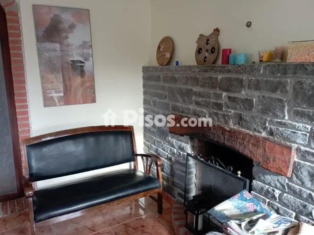 Chalet adosado en alquiler en Espinosa de los Monteros