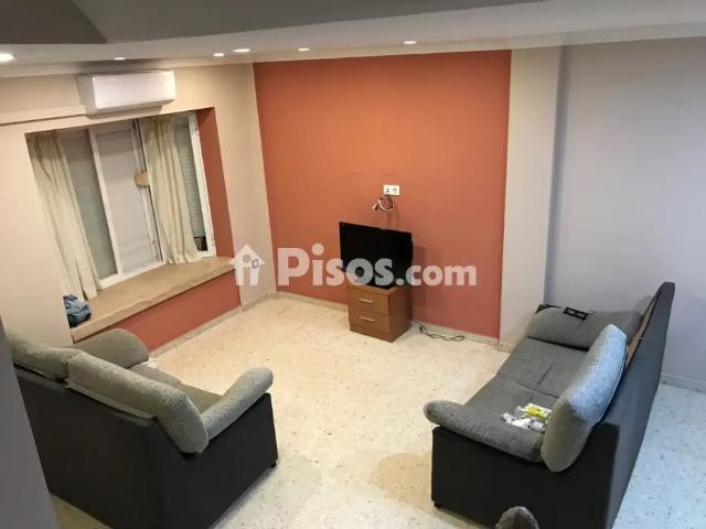 Chalet adosado en alquiler en Este