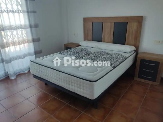 Chalet adosado en alquiler en La Viña San José
