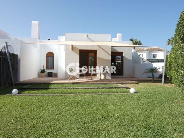 Chalet Adosado en alquiler en Puerto de Santa María – Cádiz | Gilmar
