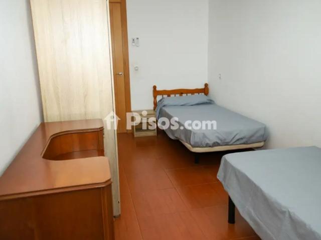 Chalet adosado en alquiler en Rambla dels Països Catalans, 63
