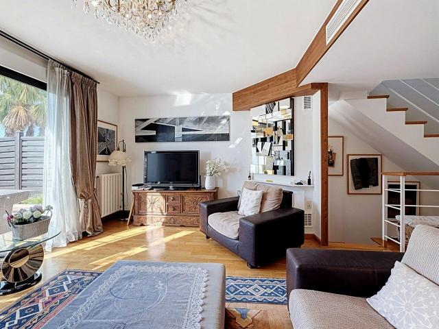 Chalet adosado en alquiler, Godella, Valencia/València
