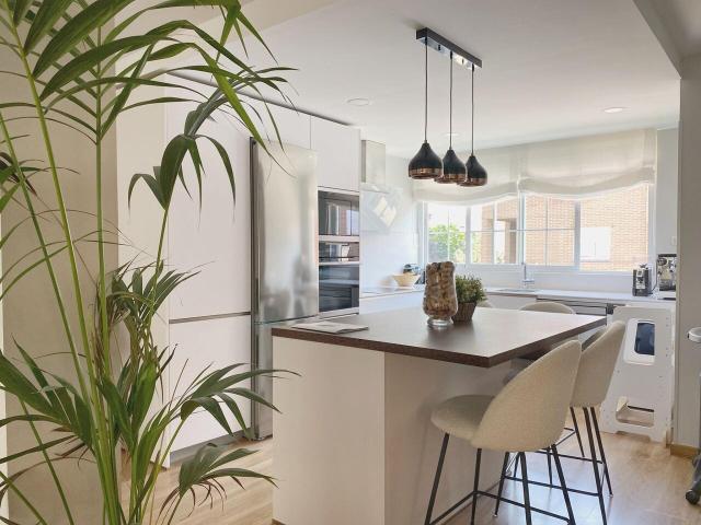 Chalet adosado en alquiler, Las Rozas de Madrid, Madrid
