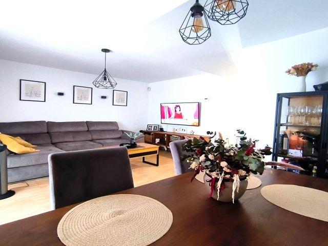 Chalet adosado en Lloreda de Cayon impecable!