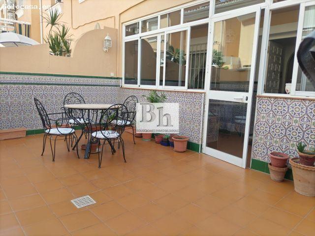Chalet adosado en Puerto de la Torre con Piscina