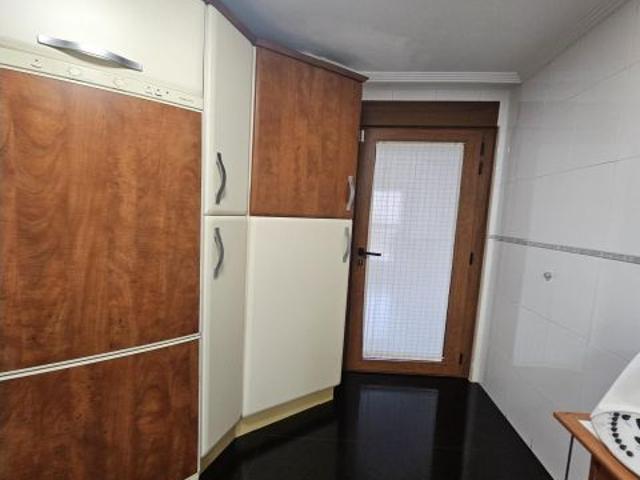 Chalet adosado reformado con altas calidades, trastero y garaje en pleno Villamayor