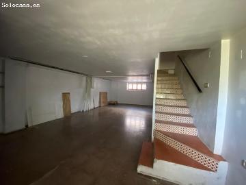 Chalet adosado sin amoblar en petrer