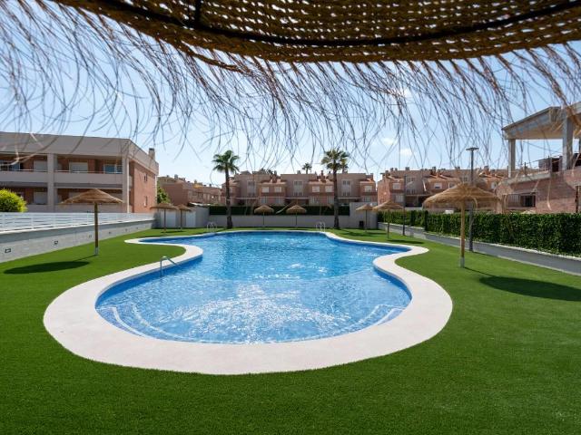 Chalet Adosados 3 Dormitorios + 3 Baños Con Jardín Gran Alac. m² Los Arenales del Sol