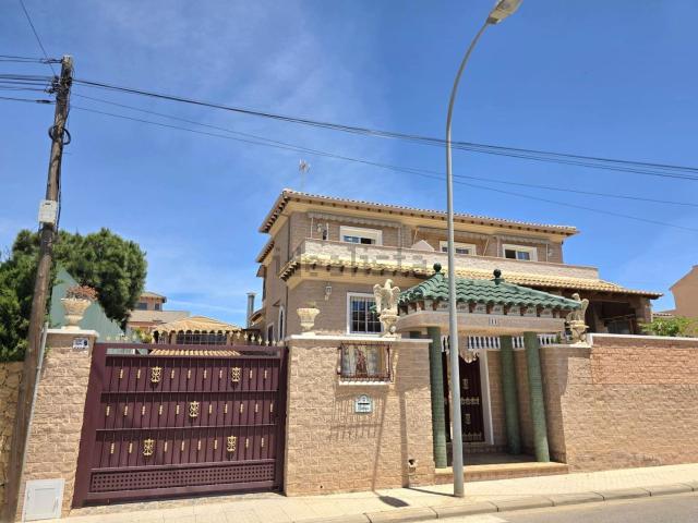 Chalet, Aguas Nuevas, Torrevieja