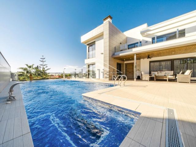 Chalet, Aguas Nuevas, Torrevieja