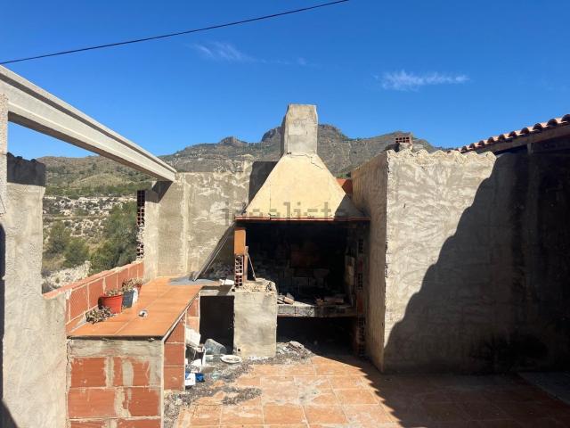 Chalet, Agost
