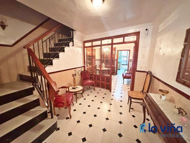 Chalet, Alameda
