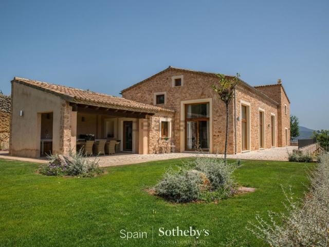 Chalet, Alaró