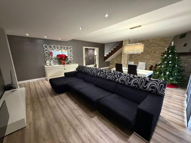 Chalet, Albesa