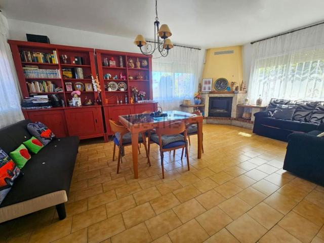 Chalet, Albinyana