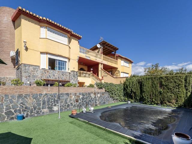 Chalet, Albolote