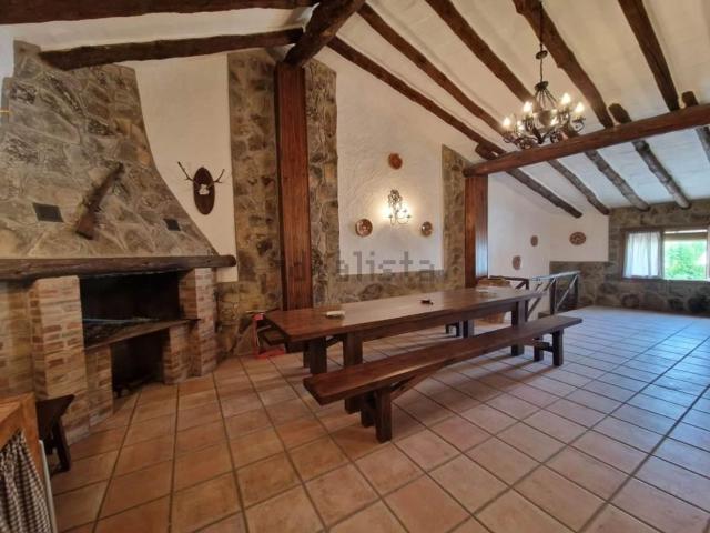 Chalet, Tamarite de Litera