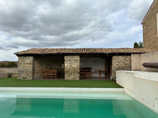 Chalet, Alcalá de Gurrea