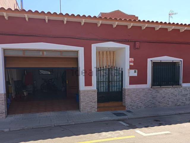Chalet, Alcazar de San Juan