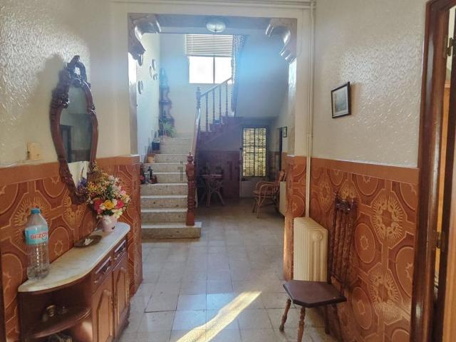 Chalet, Alcazar de San Juan