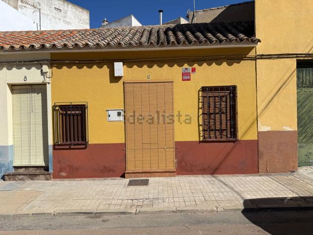 Chalet, Alcazar de San Juan
