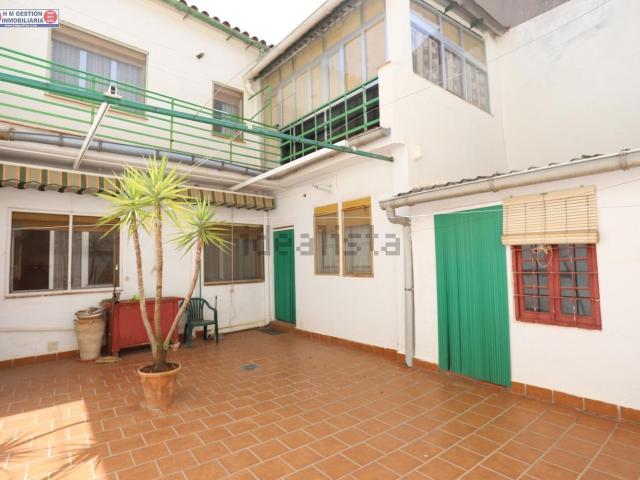 Chalet, Alcazar de San Juan