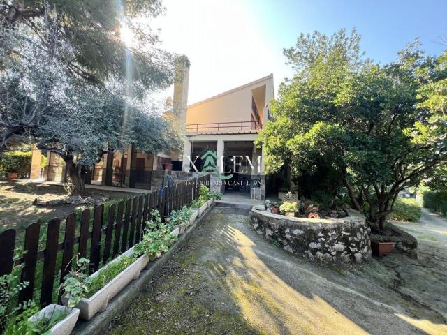 Chalet, Alcora