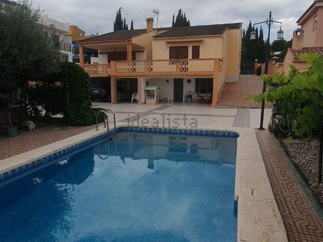 Chalet, Alcora