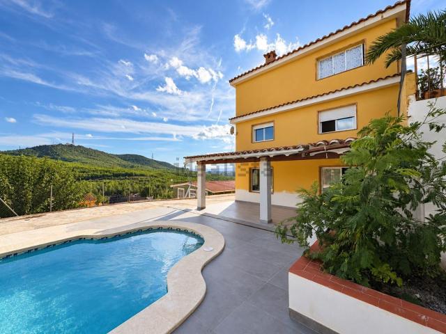 Chalet, Alcora