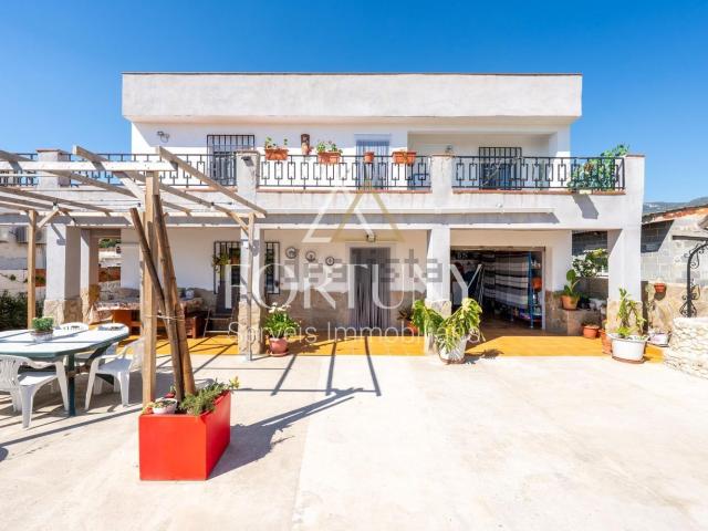 Chalet, Alcover