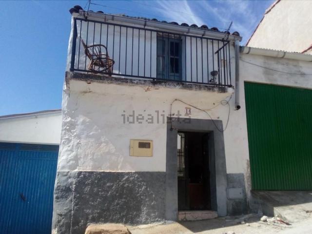 Chalet, Alcuéscar